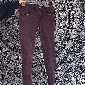 American eagle maroon super stretch jeans